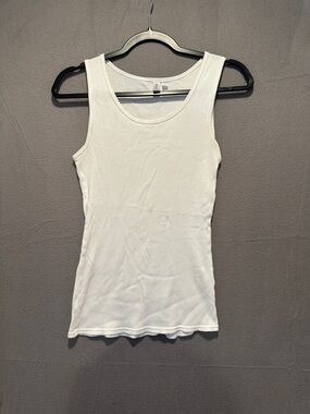 Women's White Ribbed Tank Top - Slim Scoop Neck